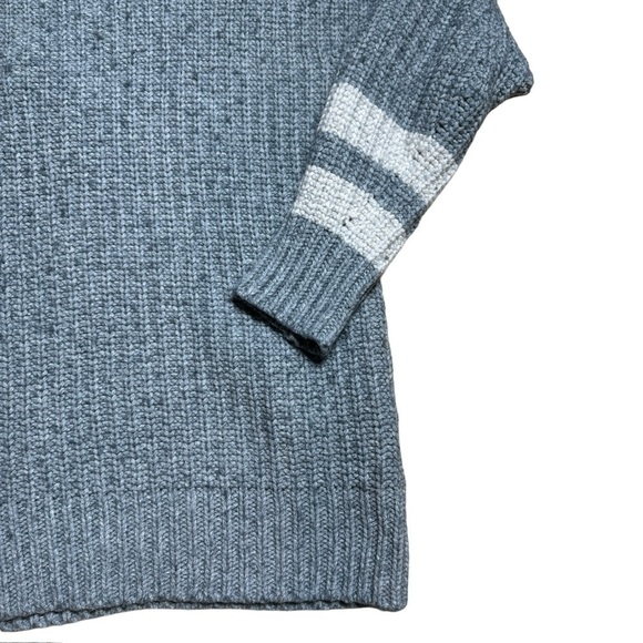 Treasure & Bond Grey Striped Oversized V-Neck Sweater | U.S. Woman’s Small - Picture 7 of 10